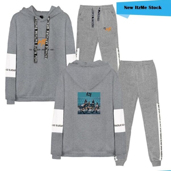 Itzy "ItzMe" Hoodie + Pants Set #3 + Socks