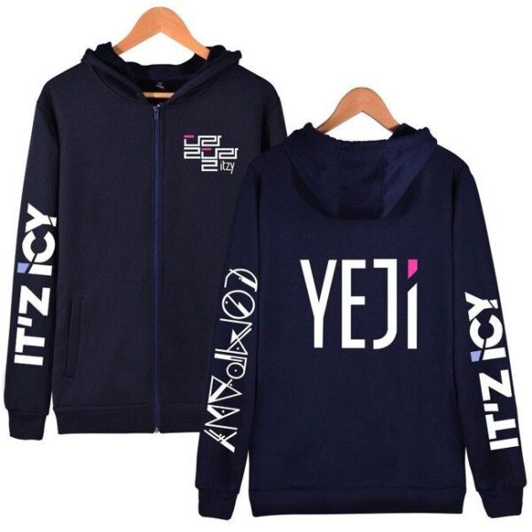 Itzy Yeji Hoodie #2 - Image 3