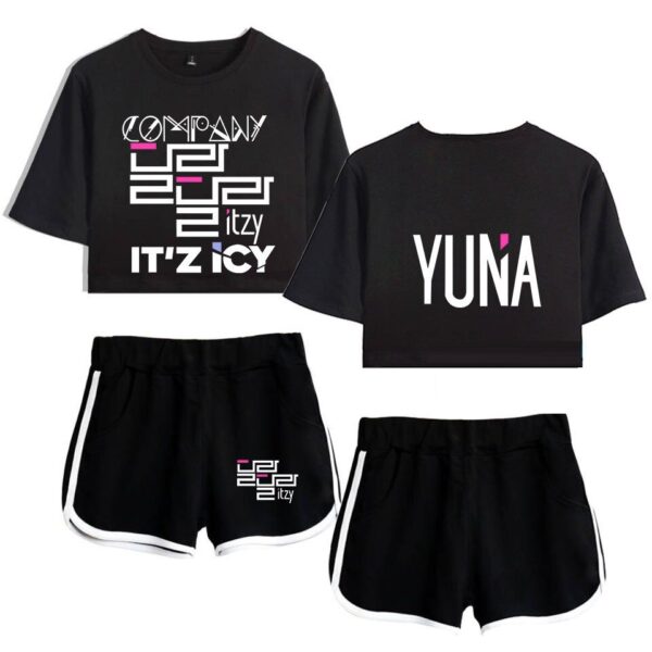 Itzy Yuna Tracksuit #1