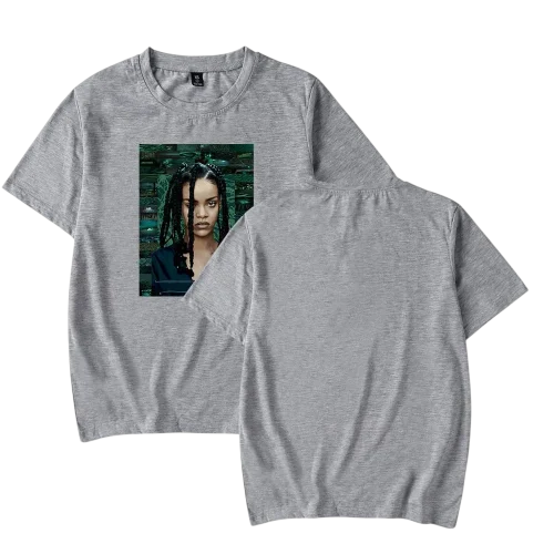 Rihanna T-Shirt #2